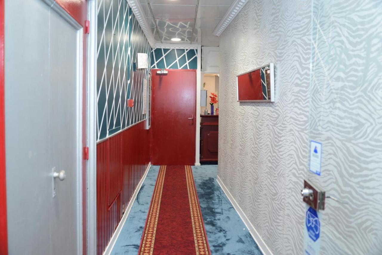 Hotel Aux Armes De Belgique Lourdes Exteriör bild